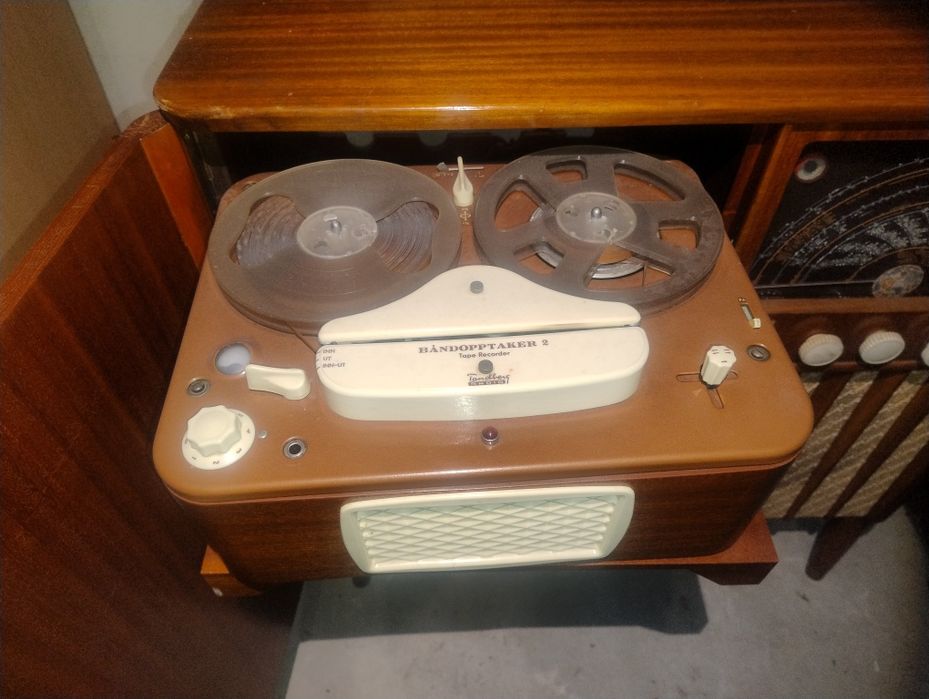 Radio-nett . Studio . Tandberg