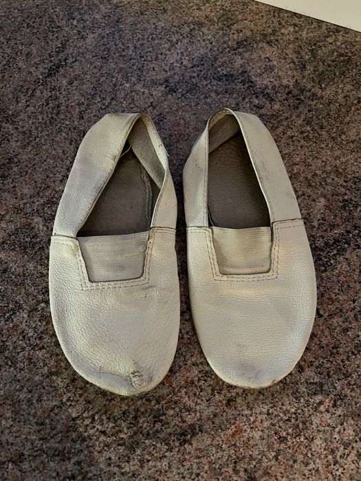 Продам шкіряні чешки