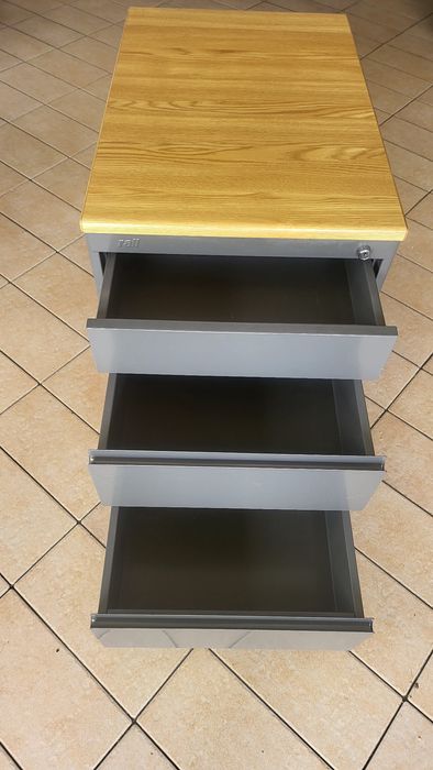 Gaveteiro embom estado