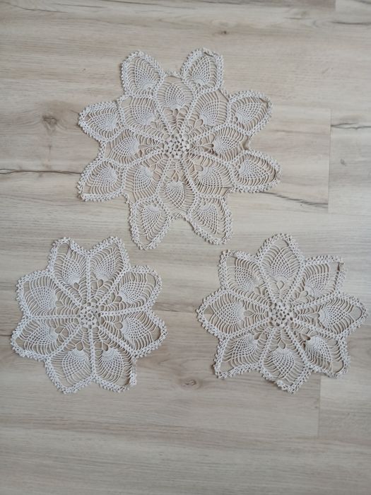 Jogo de quarto branco em crochê artesanal muito fino e delicado