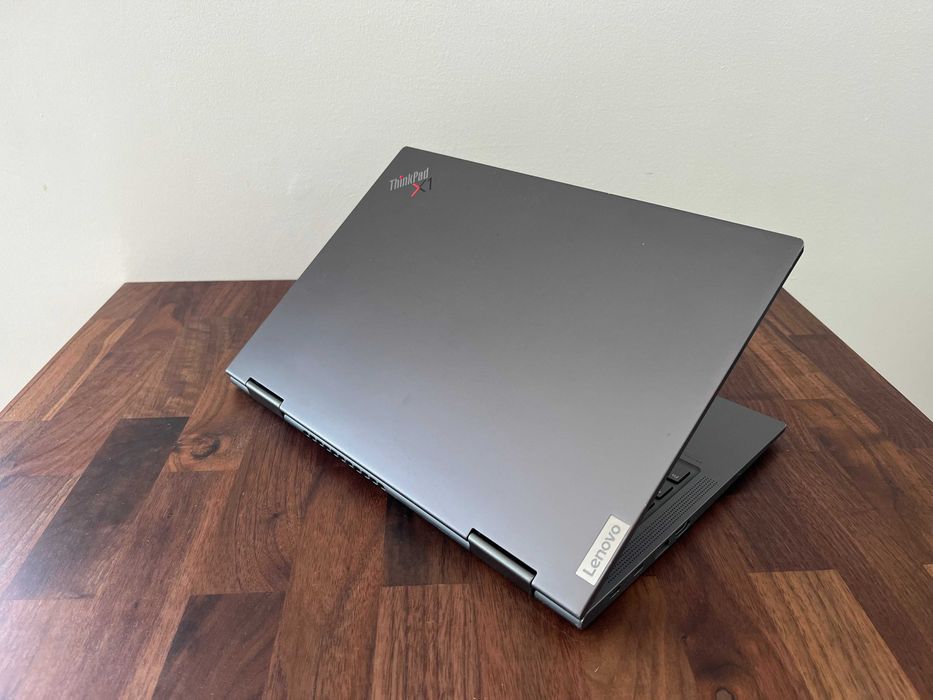 ThinkPad X1 Yoga Gen 6 - i5-1145G7/16GB RAM/256GB NVMe/Teclado PT-PT/Bateria 100%