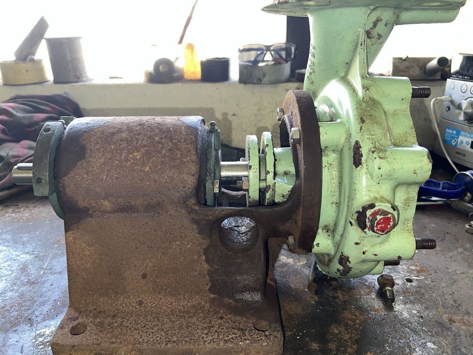 Bomba centrifuga Taiko Kikai