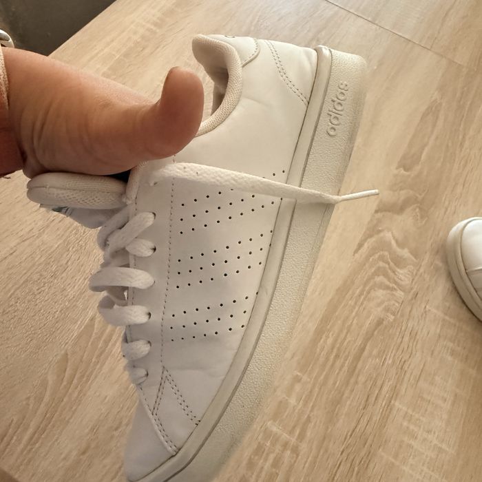 Tenis adidas , n* 39