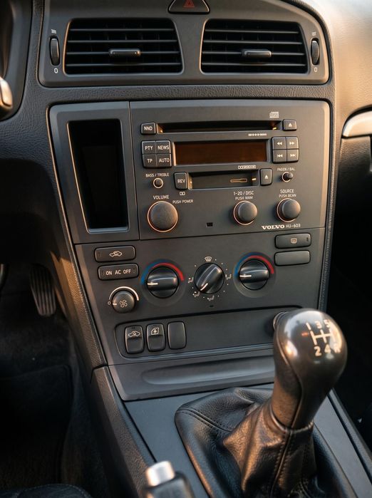 Volvo S60 2.0T em excelente estado