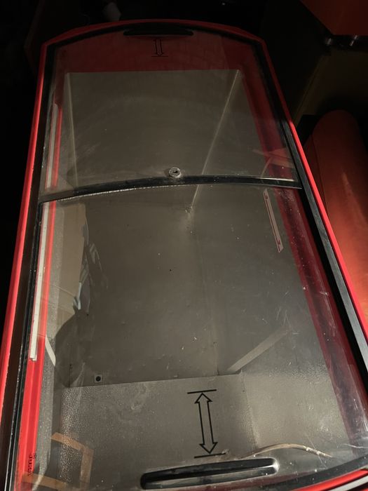 Продам Ларь Ласунка состояния Отличное цена 5500