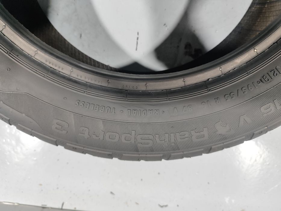 2 pneus semi novos Uniroyal 195-55R16 - Oferta da entrega dos portes