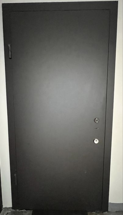 Входная Дверь с Замком