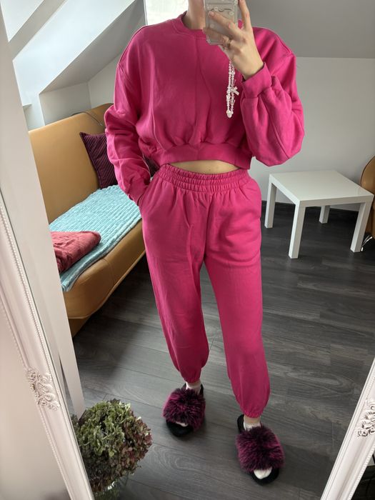 Różowy dres komplet dresowy polski producent S 36 EMO