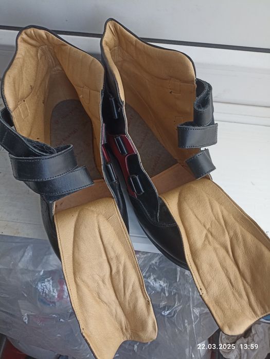 Демисезонные ортопедические кожаные ботинки, длина стельки  около 28см