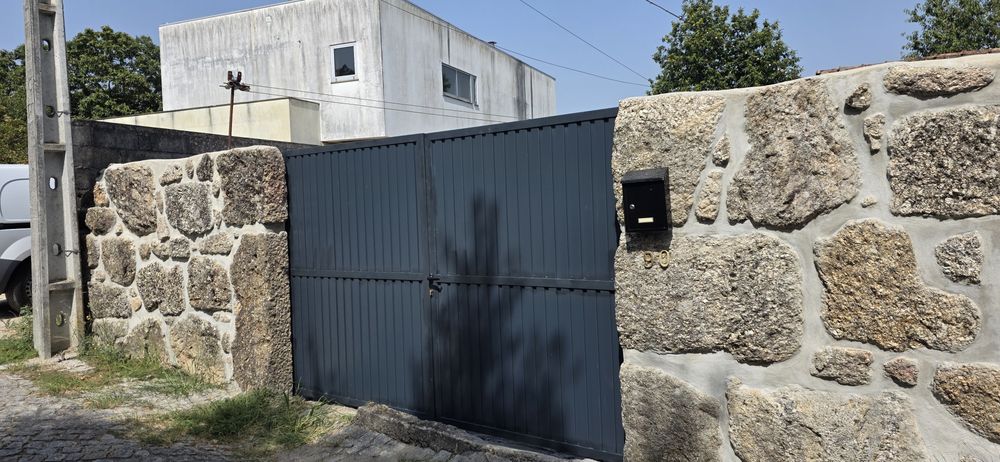 Serviços de Serralharia Ferro, Inox & Alumínio