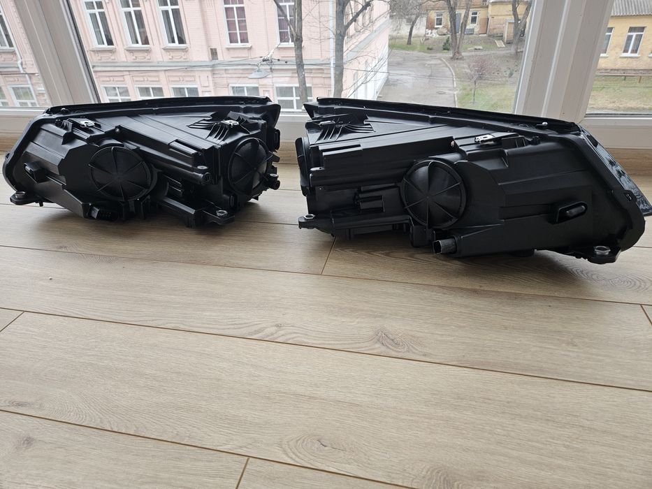 Фары Volkswagen Tiguan 2012-2018 ксенон/галоген