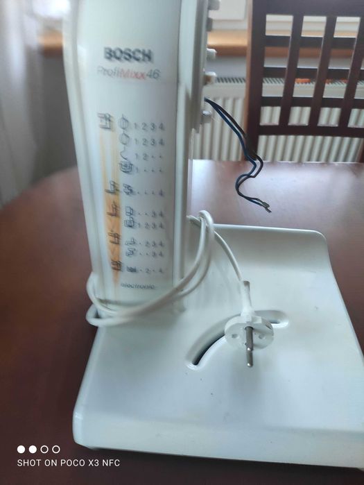 Stojak z kablem Bosch ProfiMixx46 model MUM 4655/03