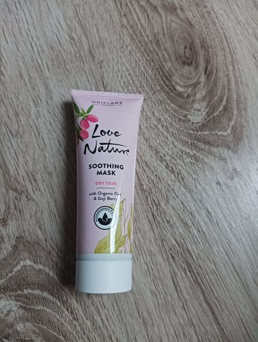 Maska Love Nature Oriflame