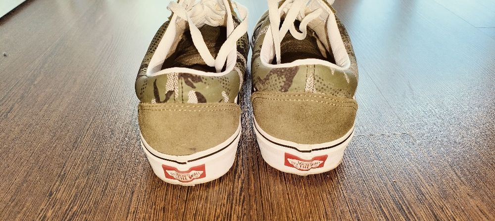 Tênis VANS  novos