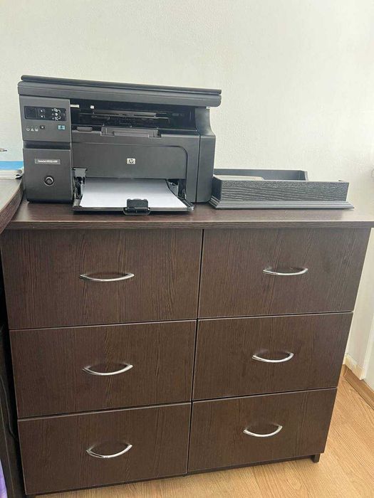 Гарнітур стіл керівника та стіл для переговорів разом зі стільцями