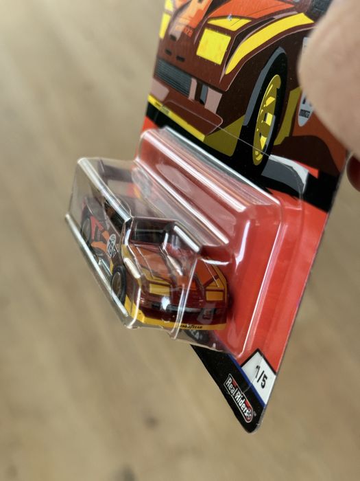 Hot Wheels Premium Silhouettes ’76 Chevy Monza Racing Chevrolet BELL