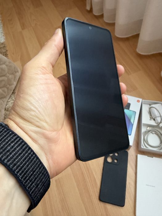 Xiaomi Redmi Note 13 6+6/128 Стан НОВОГО, Комплект на фото, наложка присутня