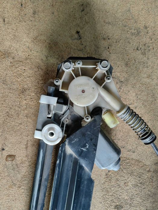 Elevador BMW Serie 5 E39 traseiro direito