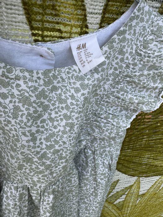 Сукня, плаття H&M 104 розмір в ідеальному стані
