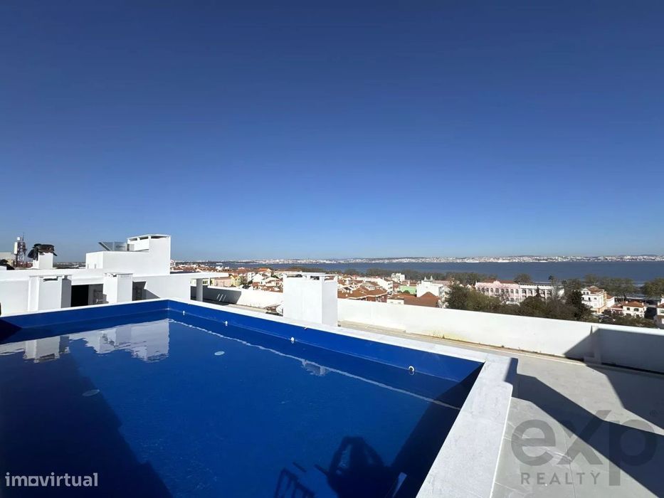 T2 Suite, Piscina, Varanda, Garagem