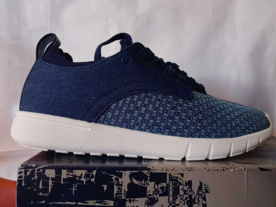 Новые летние кросcовки GBX, стелька 26,5 cм., размер 41 eu