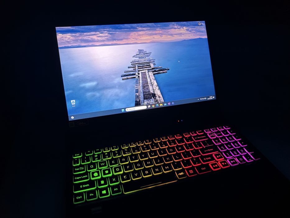 Acer Nitro 5: Intel i7, RTX 2060, 512 SSD + 1TB HDD