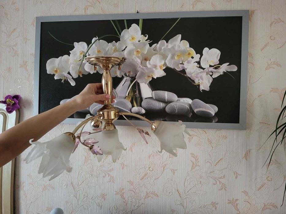 Люстра в спальню