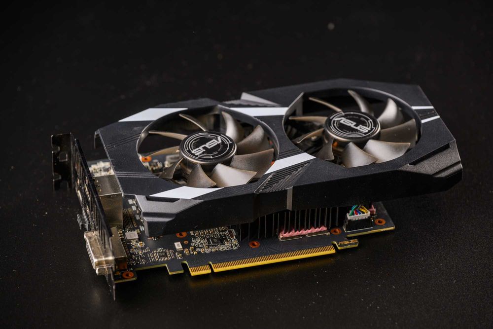 Asus GTX 1660 TI64286530380931120