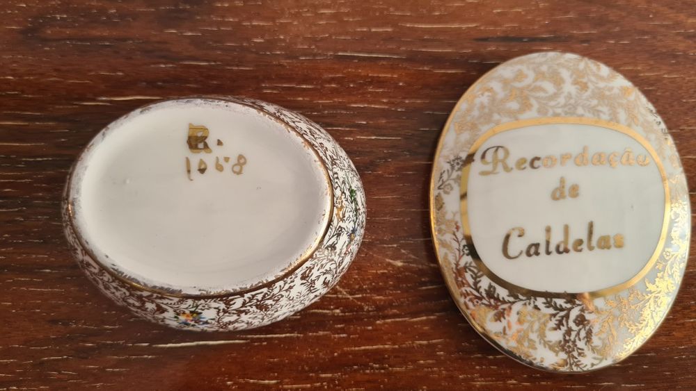 Conjunto cerâmica de Alcobaça