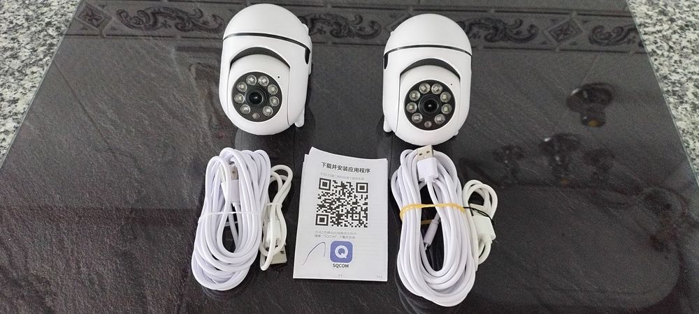 2 camaras vigilância com cabos carregamento micro usb