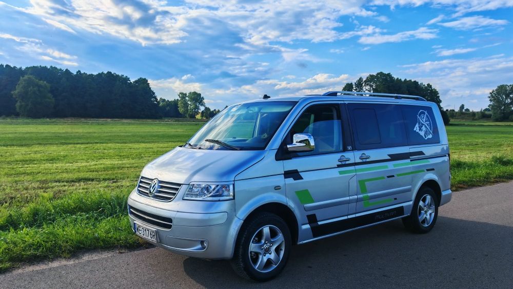 VW t5 multivan salon polska 2.5tdi klima elektryka 6-biegów