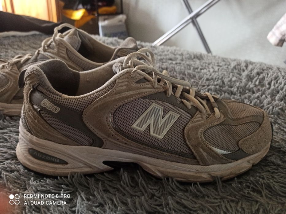 Кросівки чоловічі