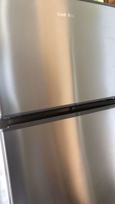Frigorífico Confortec 145cm (Negociável)