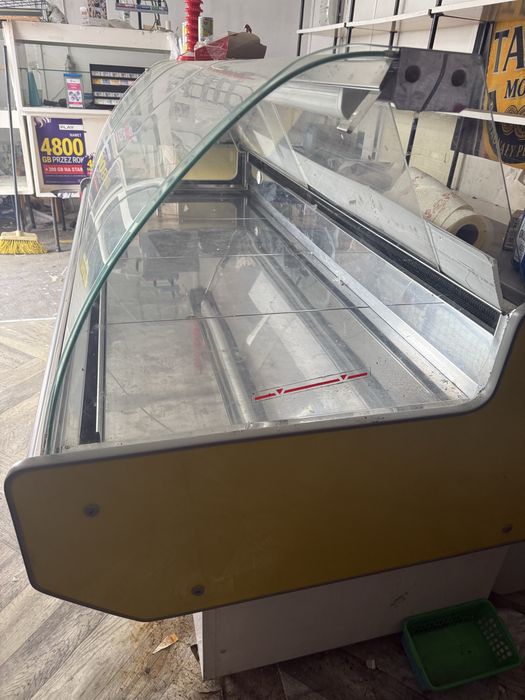 Lada chłodnicza używana