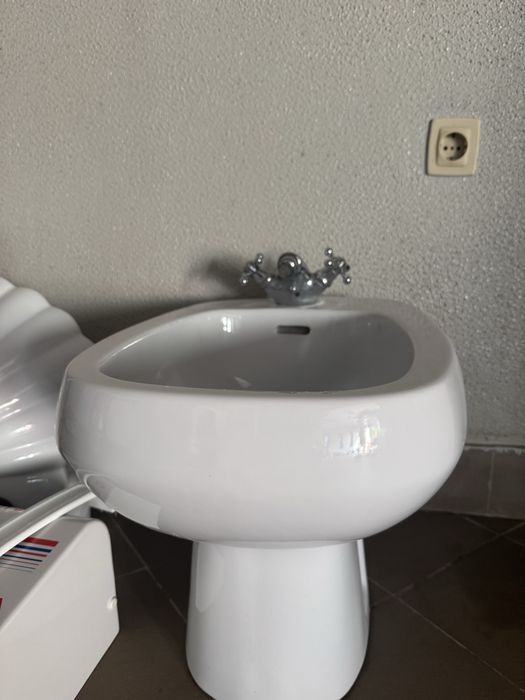 Lavatório e bidé porcelana Wc