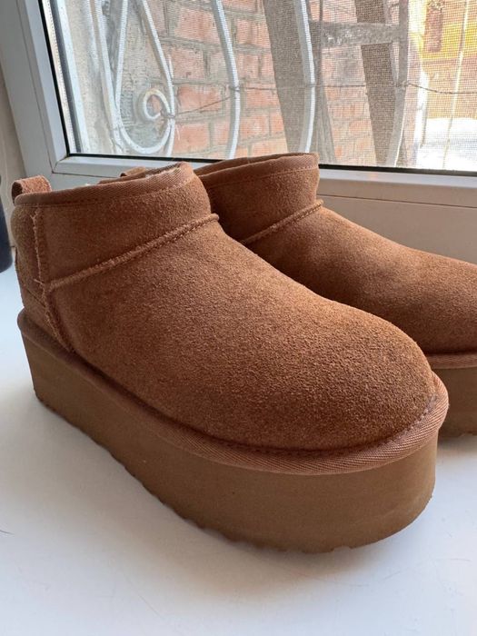 Продам UGG 37 розмір