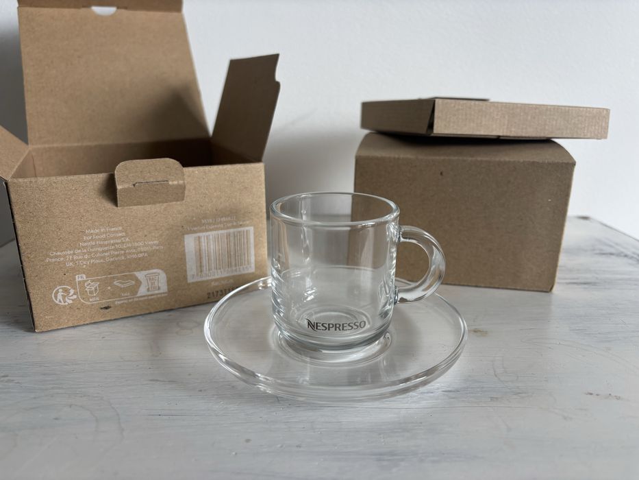 Nespresso Chavenas Vertuo e Dispensador de Capsulas Novos