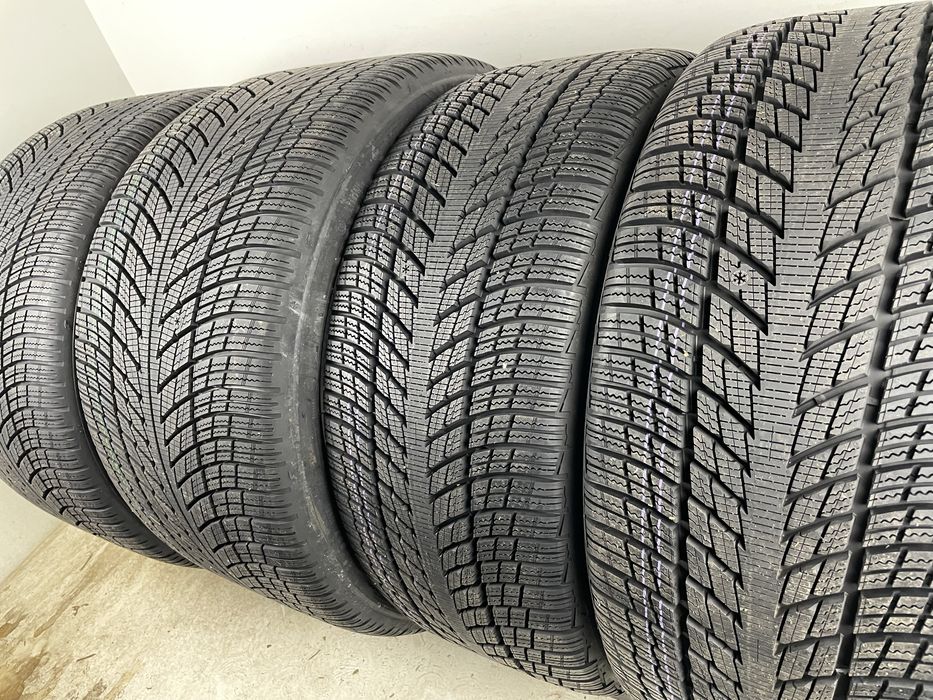 245/35R20 95V 305/30R21 104V Goodyear UltraGrip Performance 3 NA2 NOWE