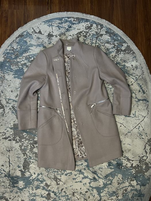 Напів пальто жіноче