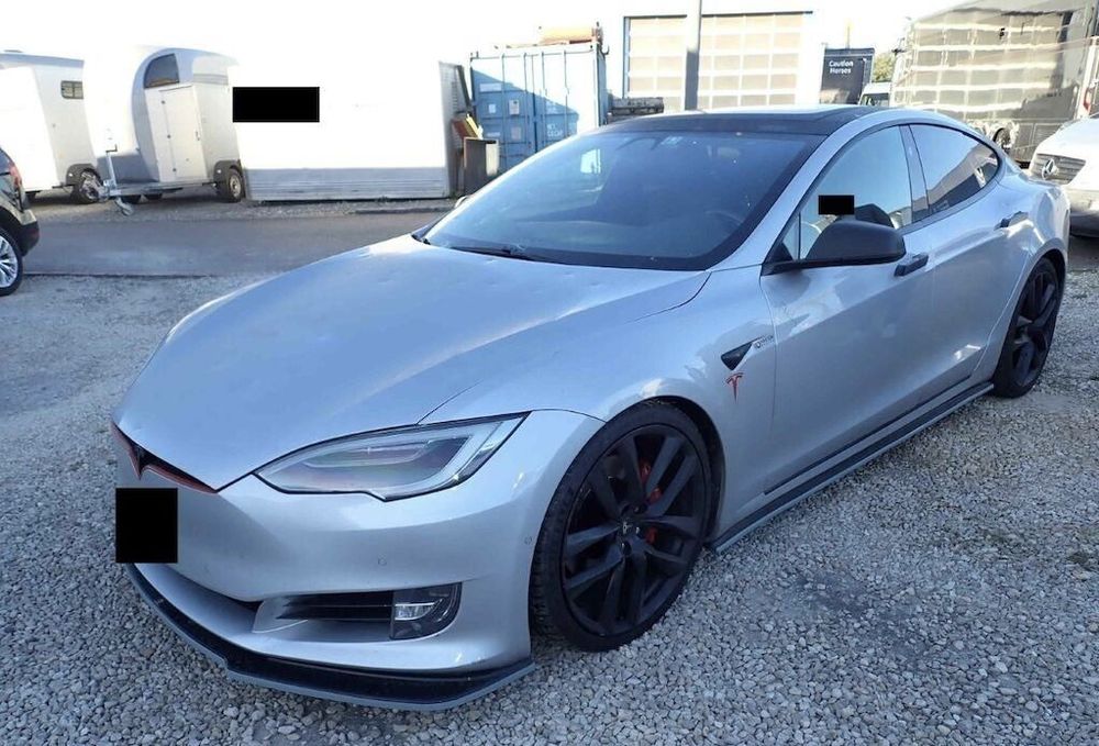 Tesla Model S