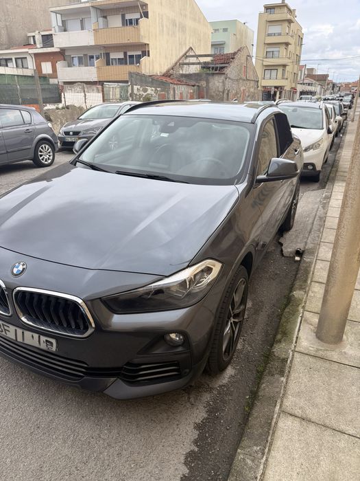 BMW X2 sdrive cinza escuro