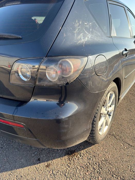 Продам мазда 3 2007 рік