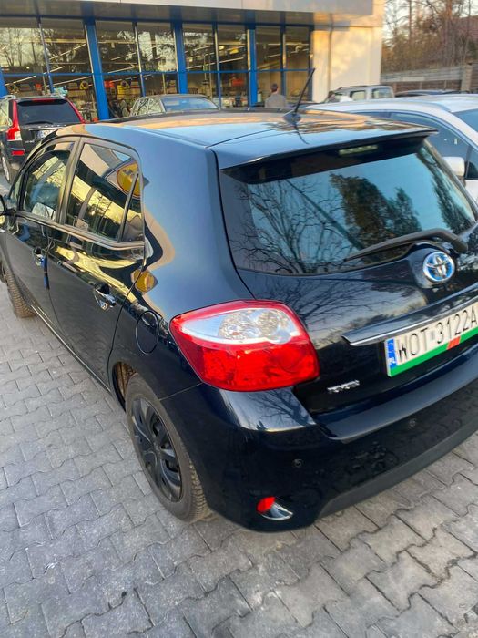 Auris hybryda 2012  PRESTIGE