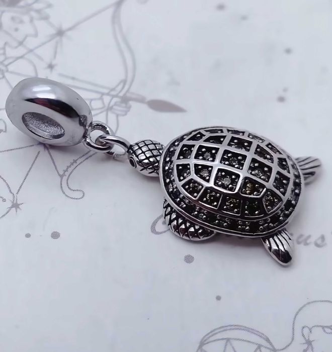 Срібні кулони 925. Черепашка, аллігатор, перо.