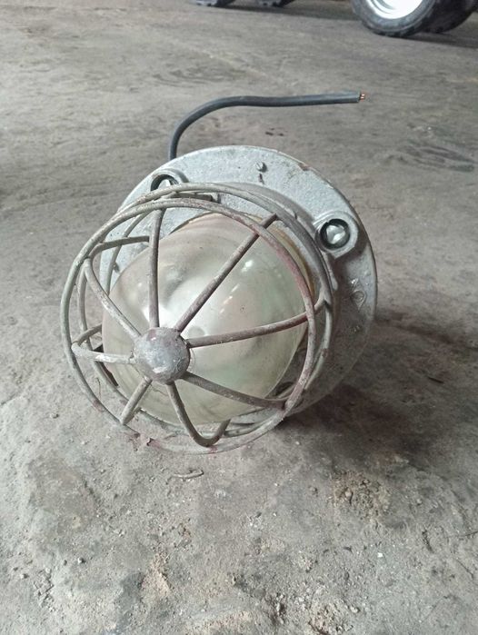 Lampa Przemysłowa PRL Polam