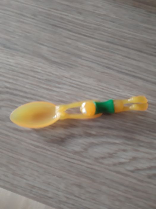 Łyżeczka mały głód plastik Danio łyżka plastikowa stara kolekcja Mały Głód żółty
