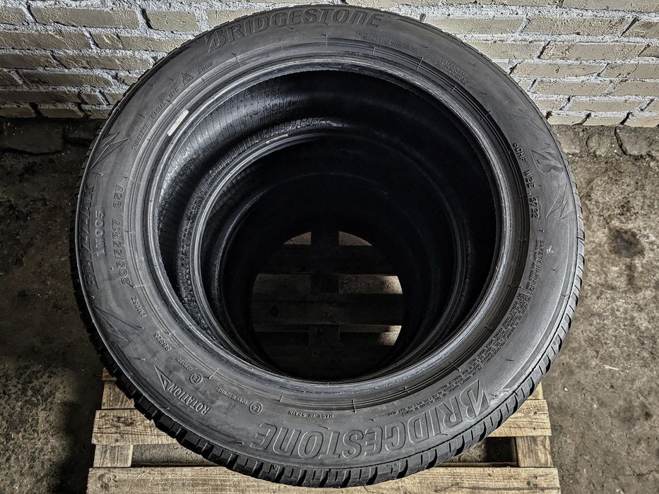Зимові 205/55r17 Bridgestone | 2022 | 7.5mm | Spain | Преміум шини