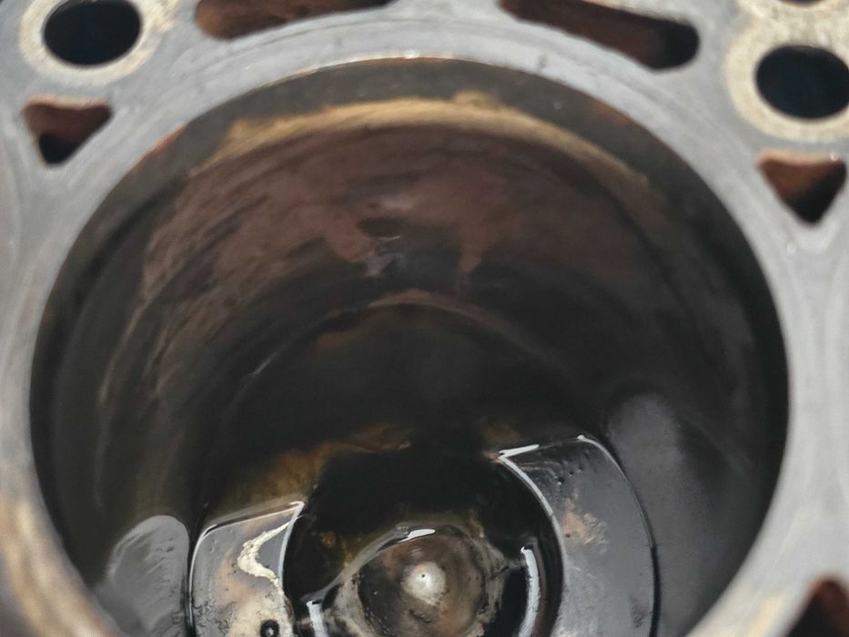 Blok silnika dół wał tłoki Audi Q5 8R A5 8T A4 B8 3.0 TDI CCW