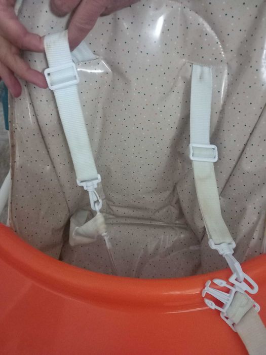 Espreguiçadeira e Cadeira de comer para bébé