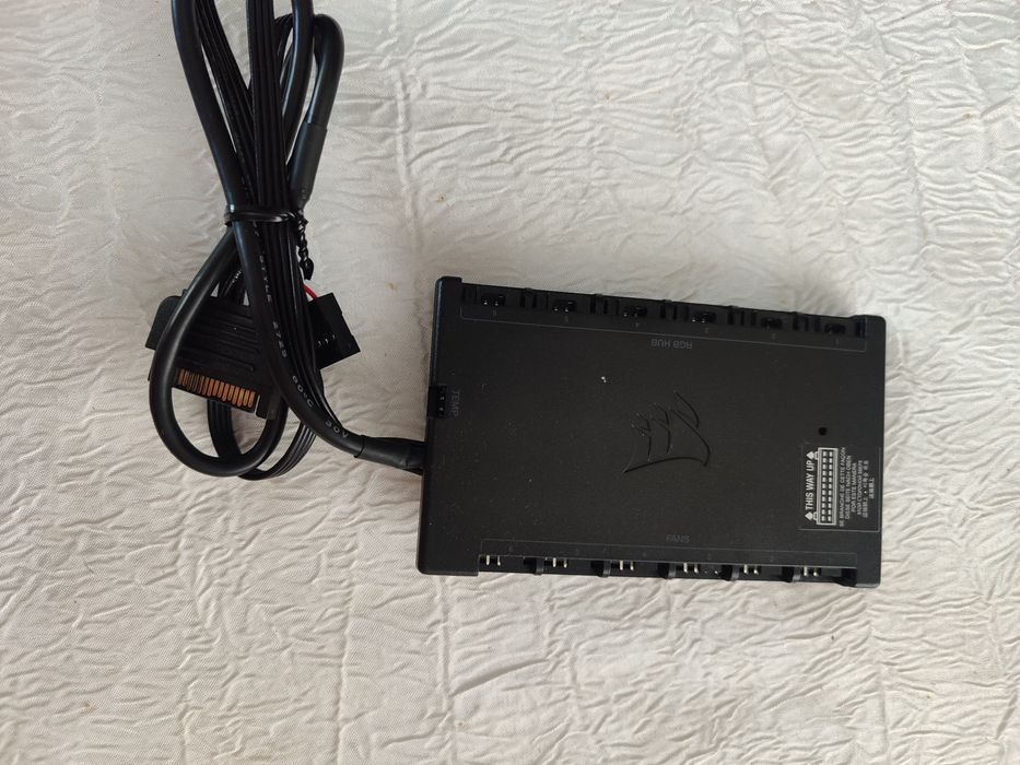 Corsair iCUE H100i ELITE CAPELLIX XT водяне охолодження